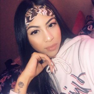 Meet your Posher, Sandy